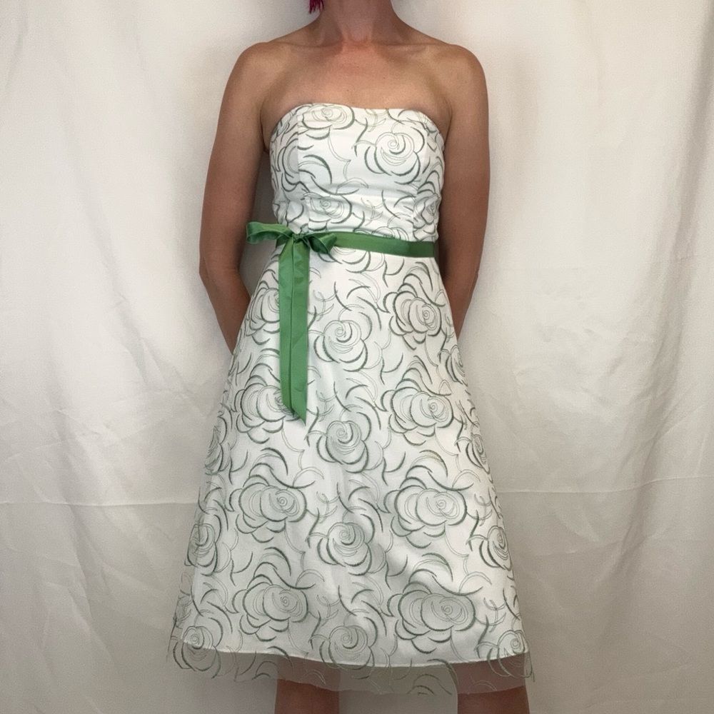 David's Bridal Women's Floral Strapless Dress Size 6 White Green